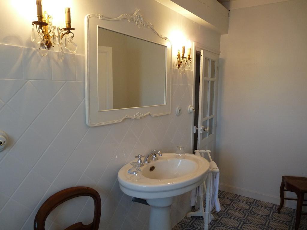 Chambres D'Hotes Les Pesques Palaminy 객실 사진